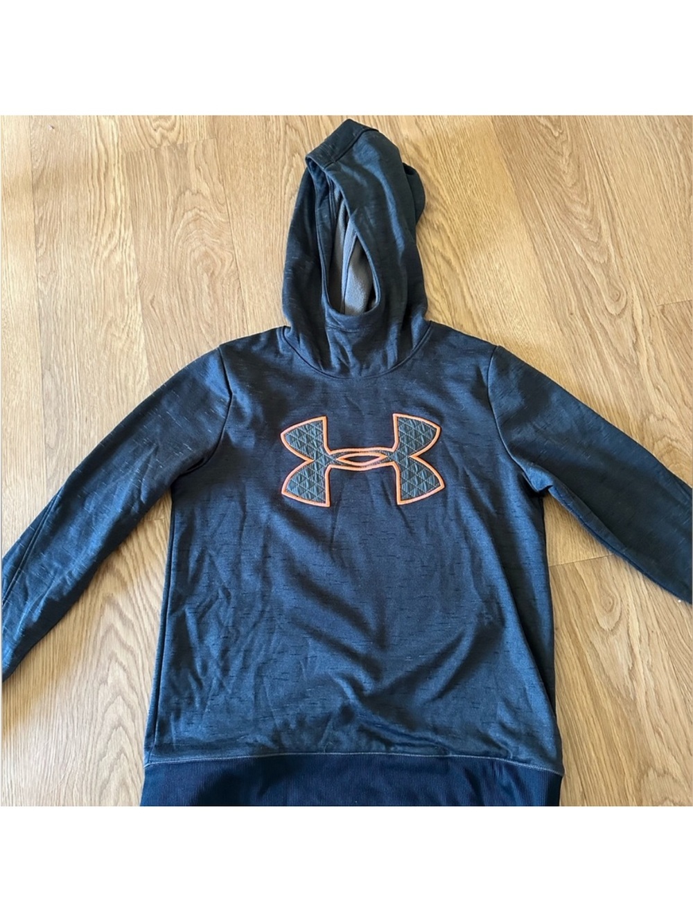 Under Armour Grey Hoodie with Orange-Trim Logo Patch Cold Gear - Picture 3 of 5
